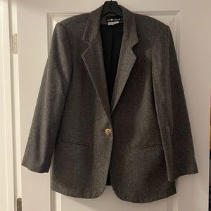 Sag Harbor Boyfriend Blazer. Grey Wool. Size 8.